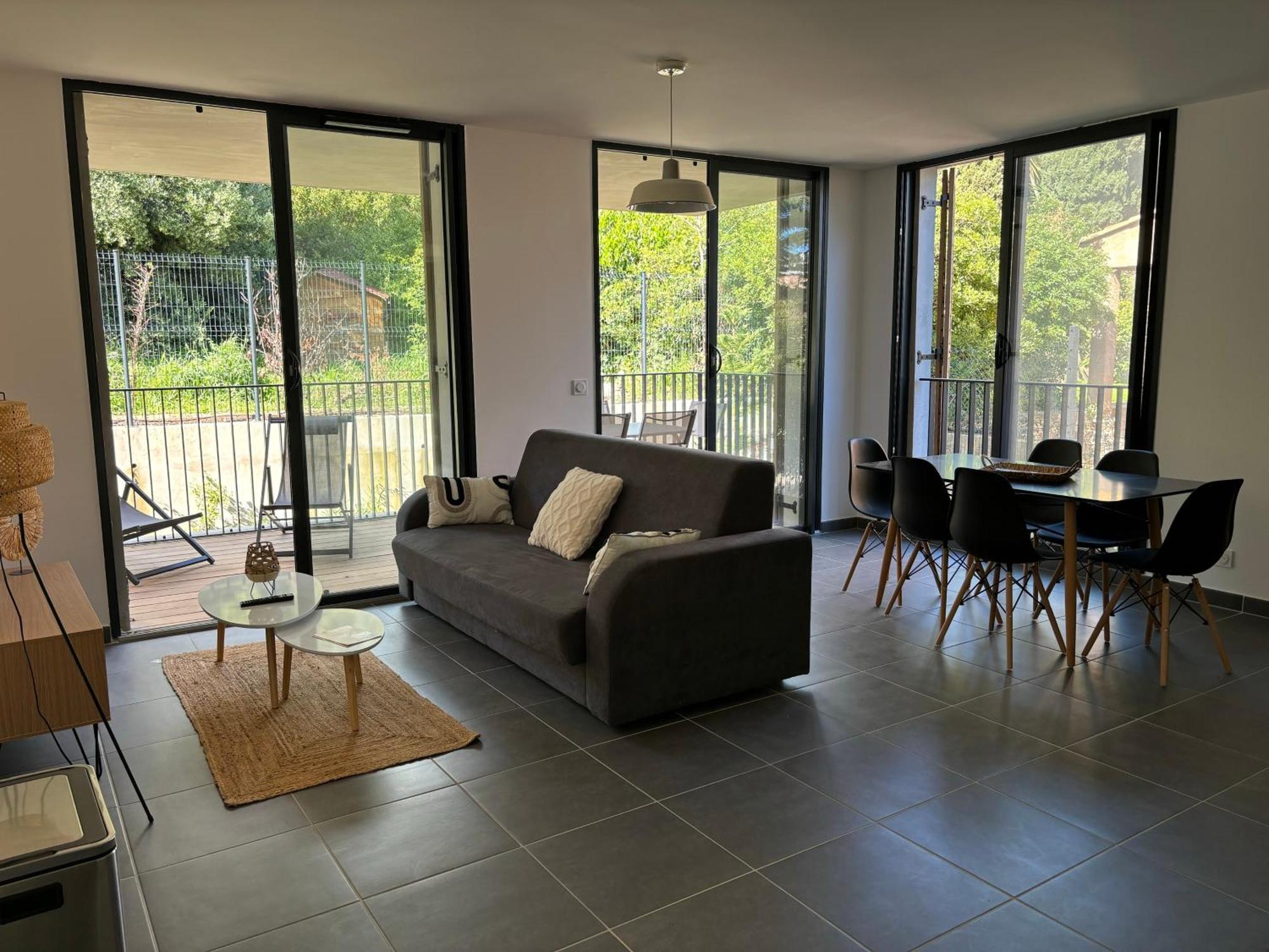 Appartement Bormes Екстериор снимка