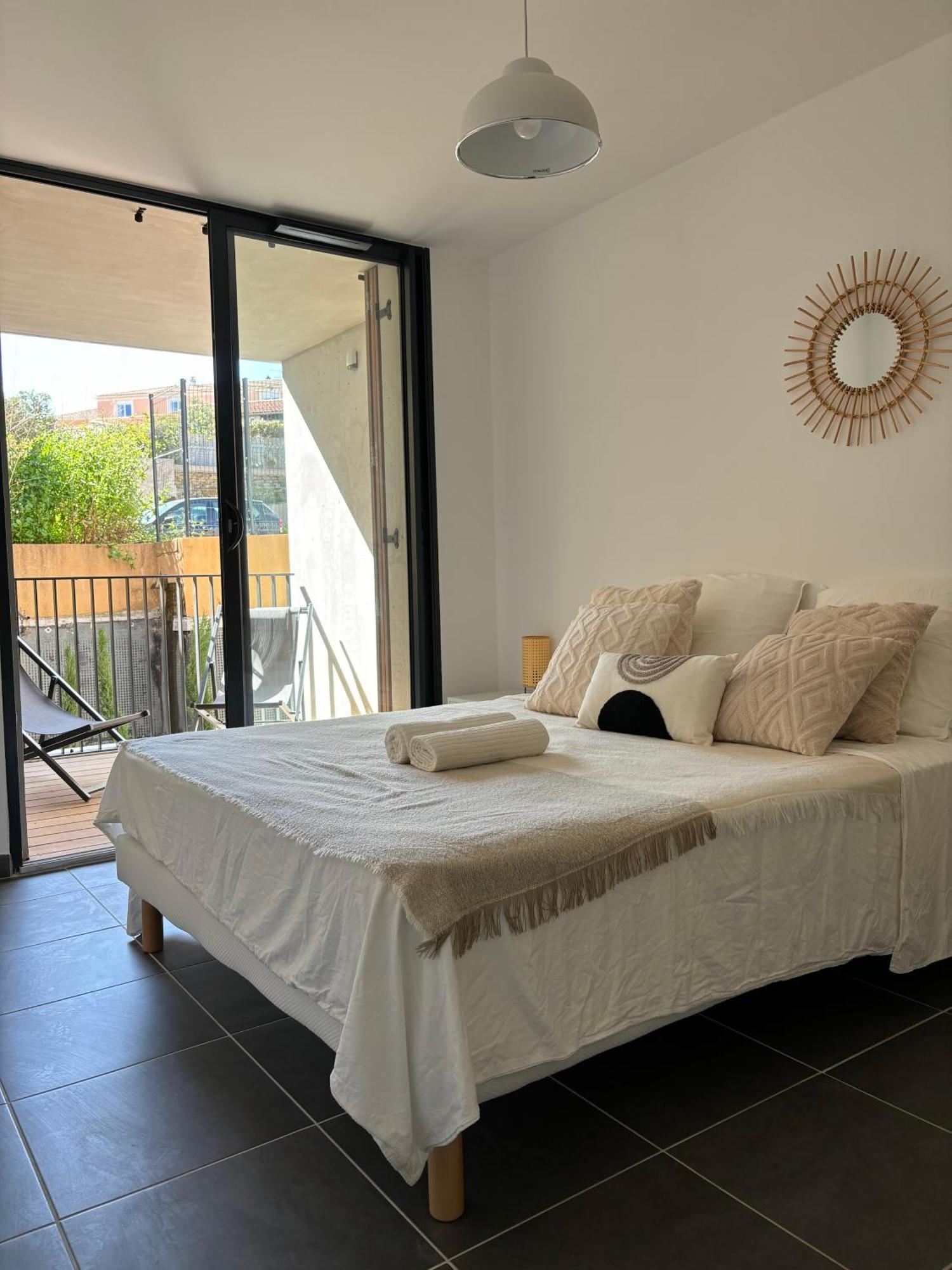 Appartement Bormes Екстериор снимка