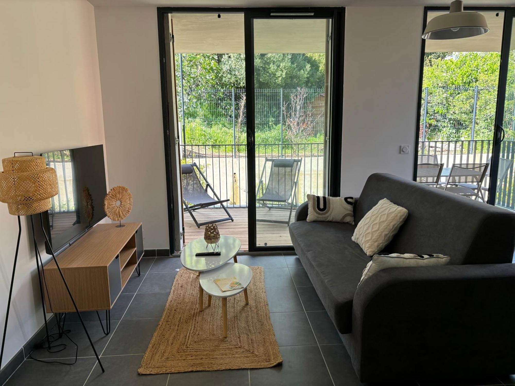 Appartement Bormes Екстериор снимка