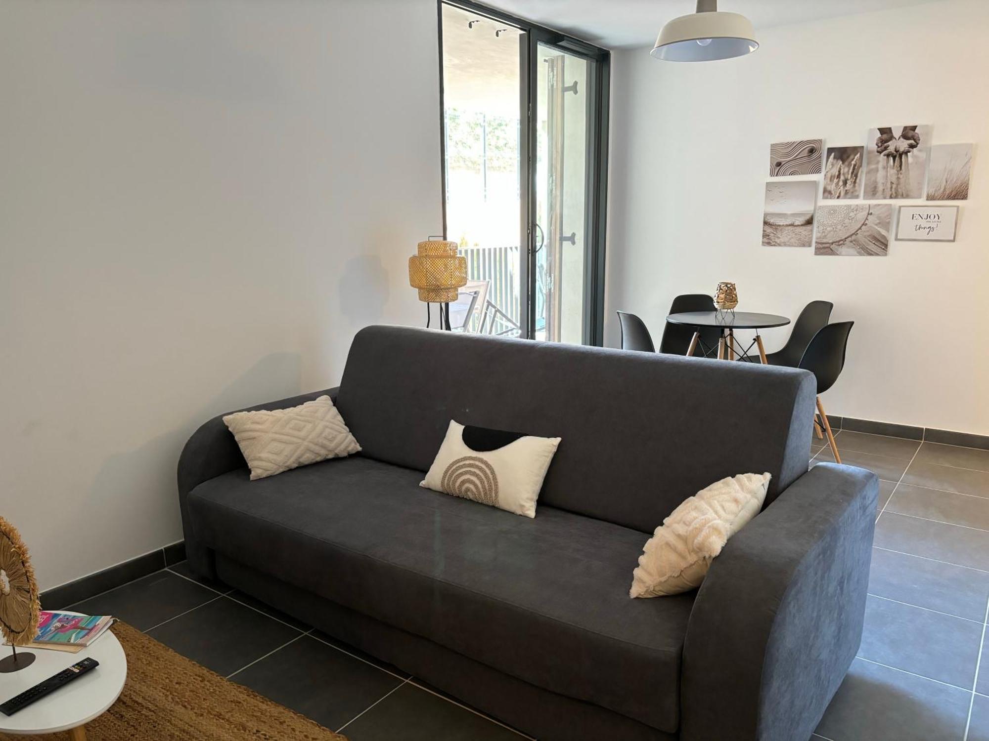 Appartement Bormes Екстериор снимка