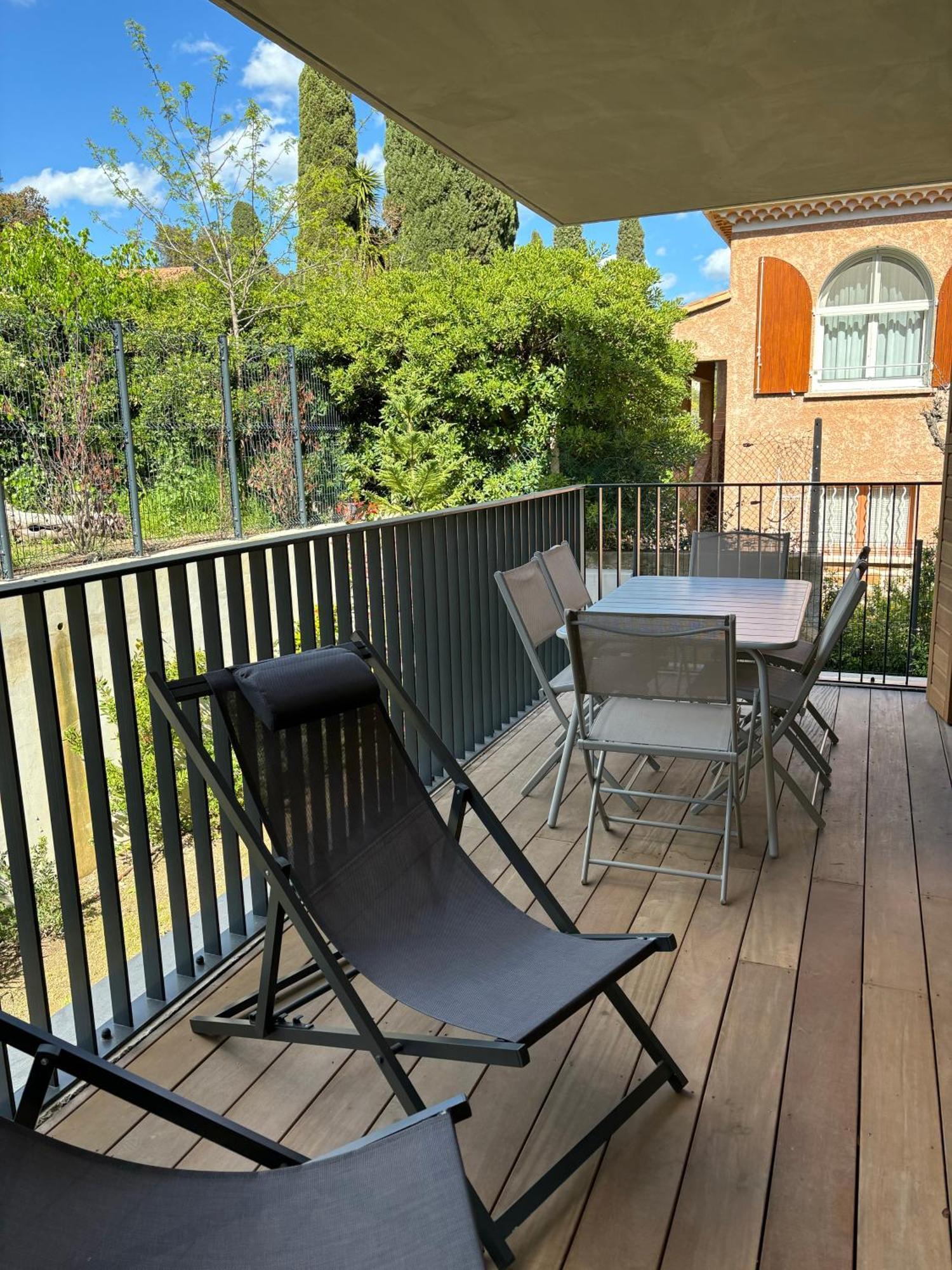 Appartement Bormes Екстериор снимка